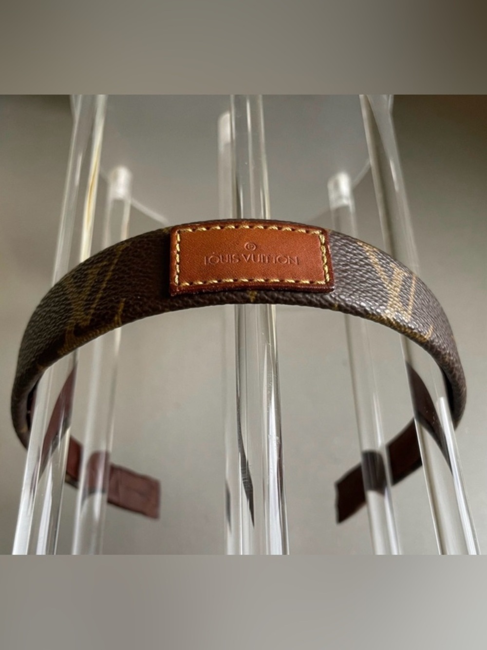 LV Custom Monogram Headband - Picture 2 of 4